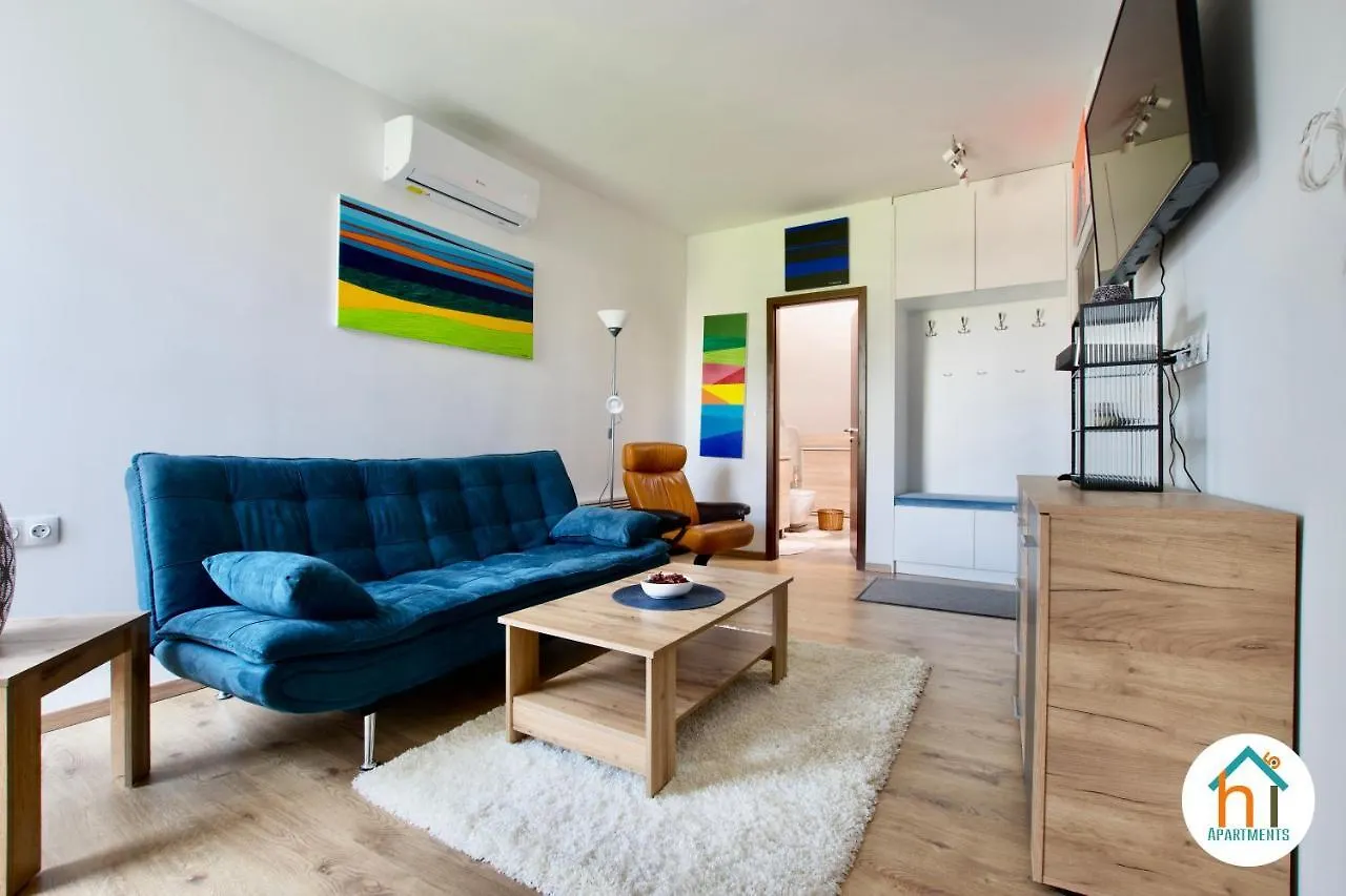 Premium Apartment By Hi5 - Penthouse Studio + Rooftop Budapest 0*,